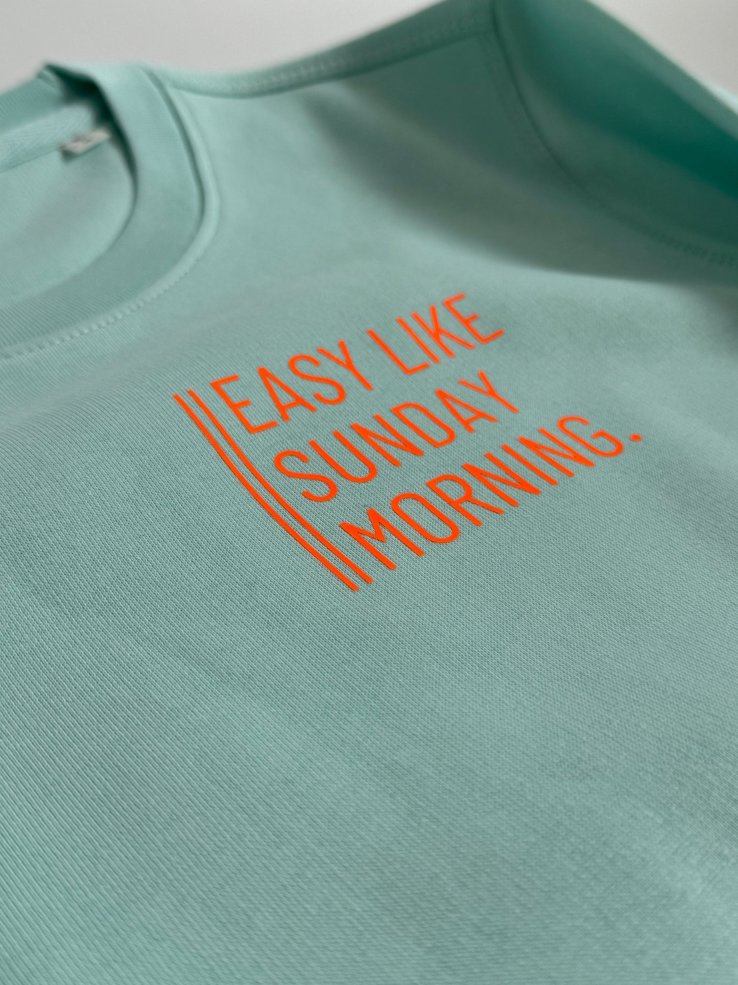 Sweatshirt Unisex 'Easy like Sunday morning.': Caribean Blue / Neon Orange