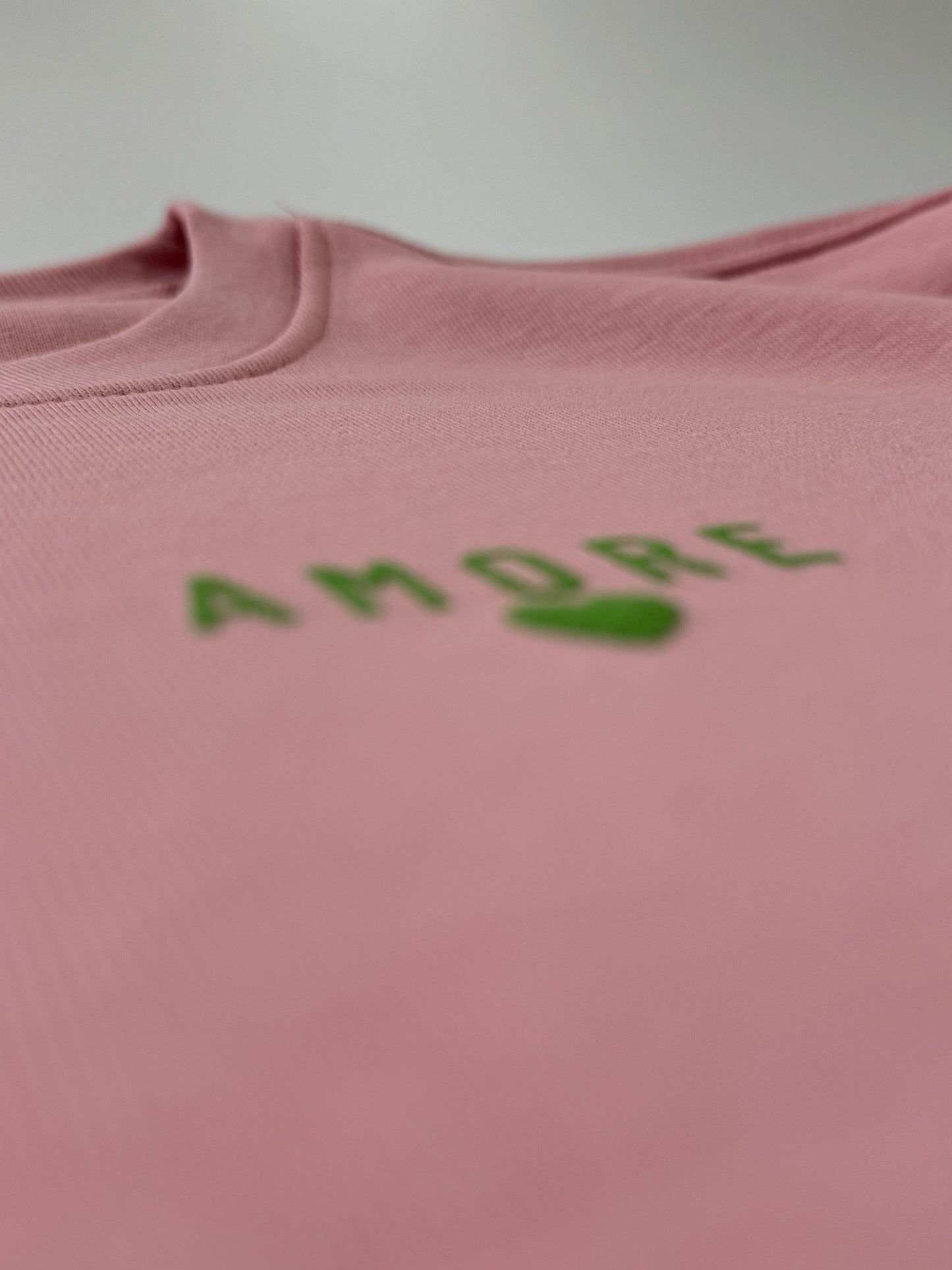 Sweatshirt Unisex 'Amore 🖤': Canyon Pink / Apfelgrün