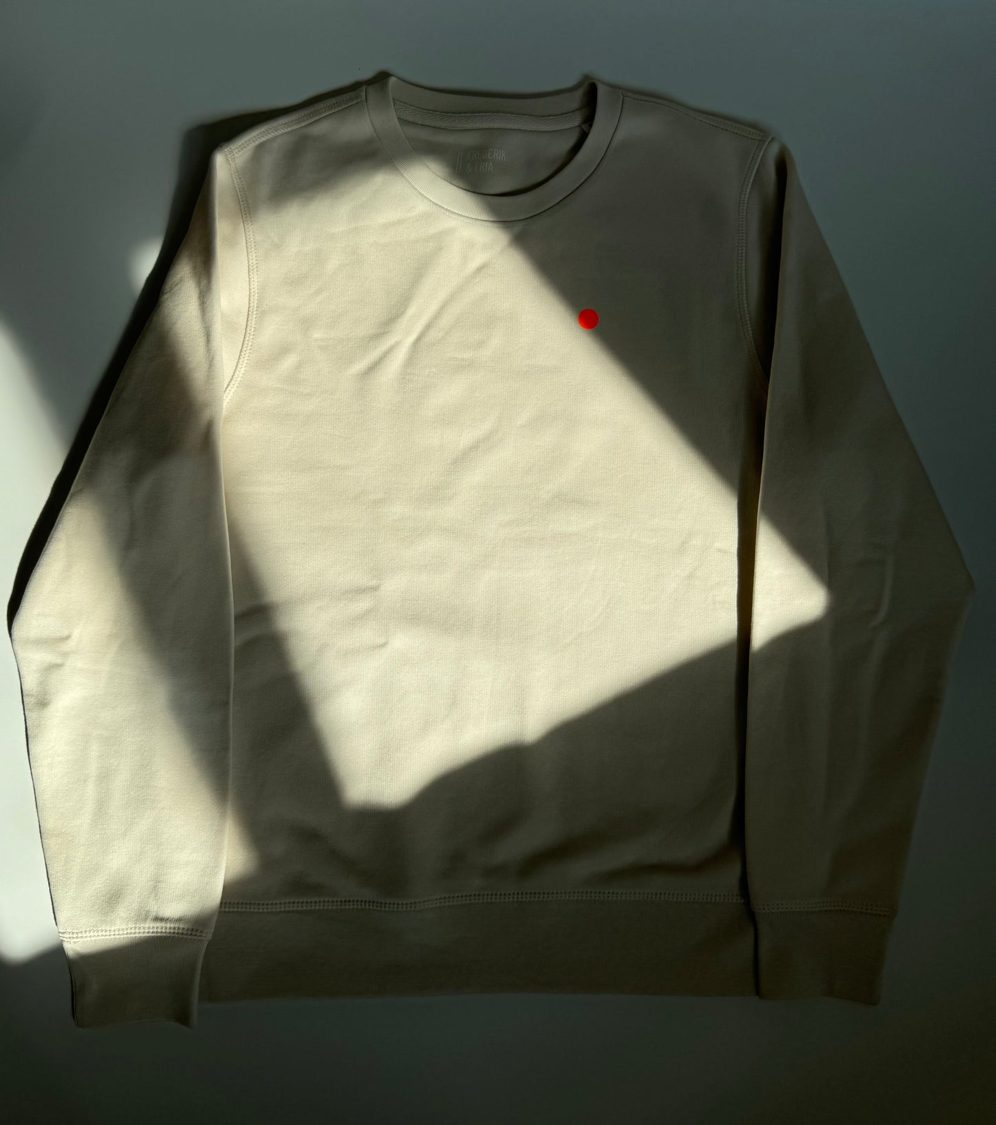Sweatshirt Unisex 'Punkt': Vintage white / neon orange