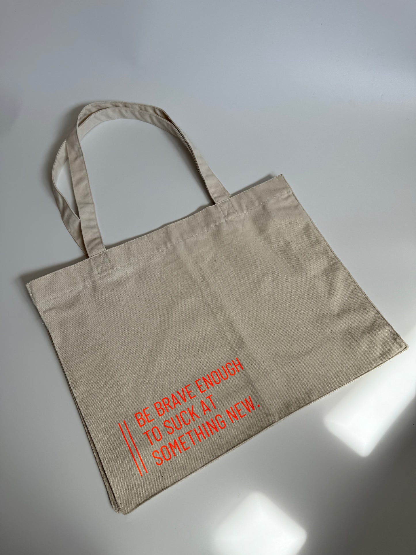 Einkaufstasche 'Be brave enough...' Natural / Neon Orange