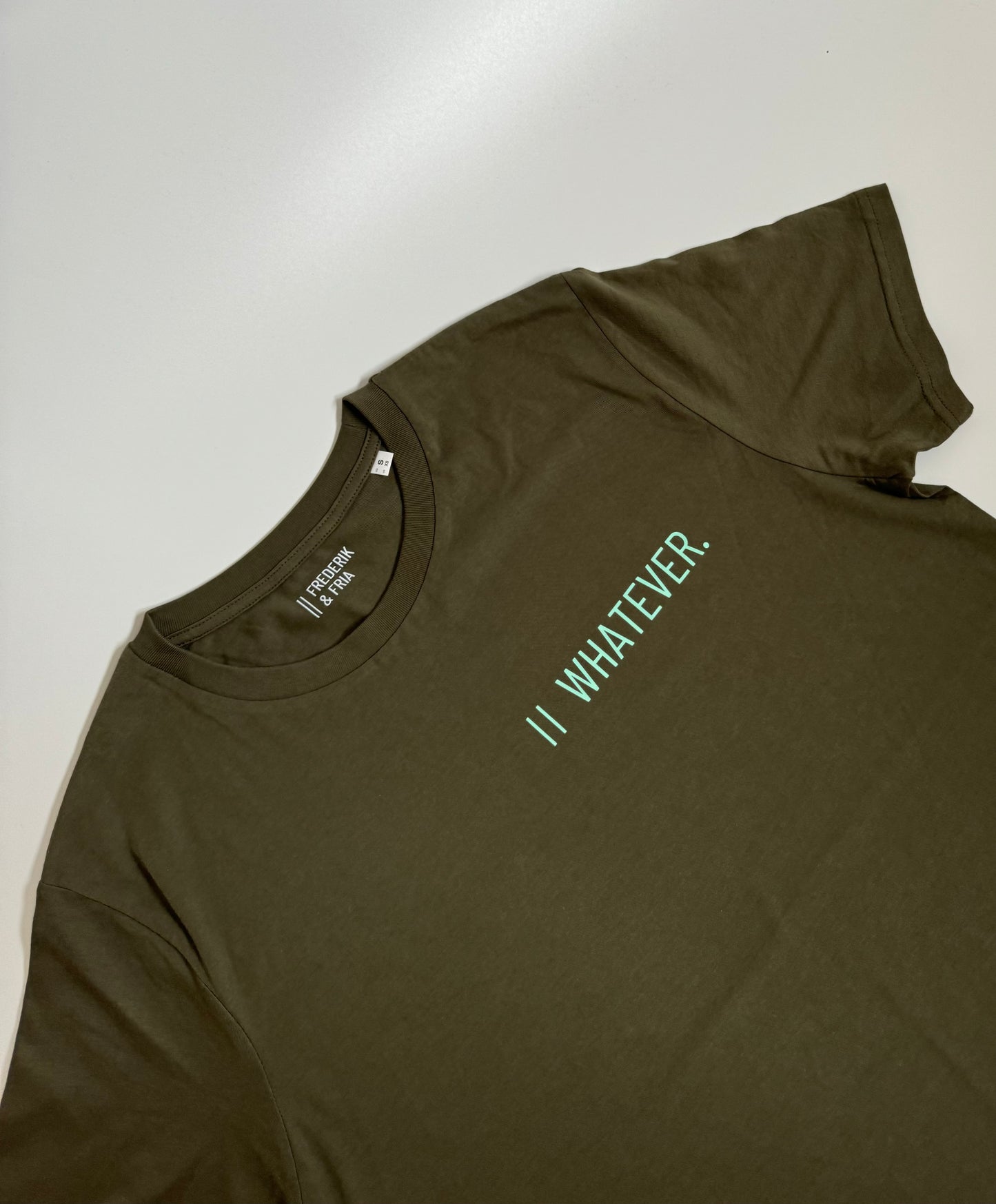 T-Shirt Unisex 'Whatever.': Khaki / Mint