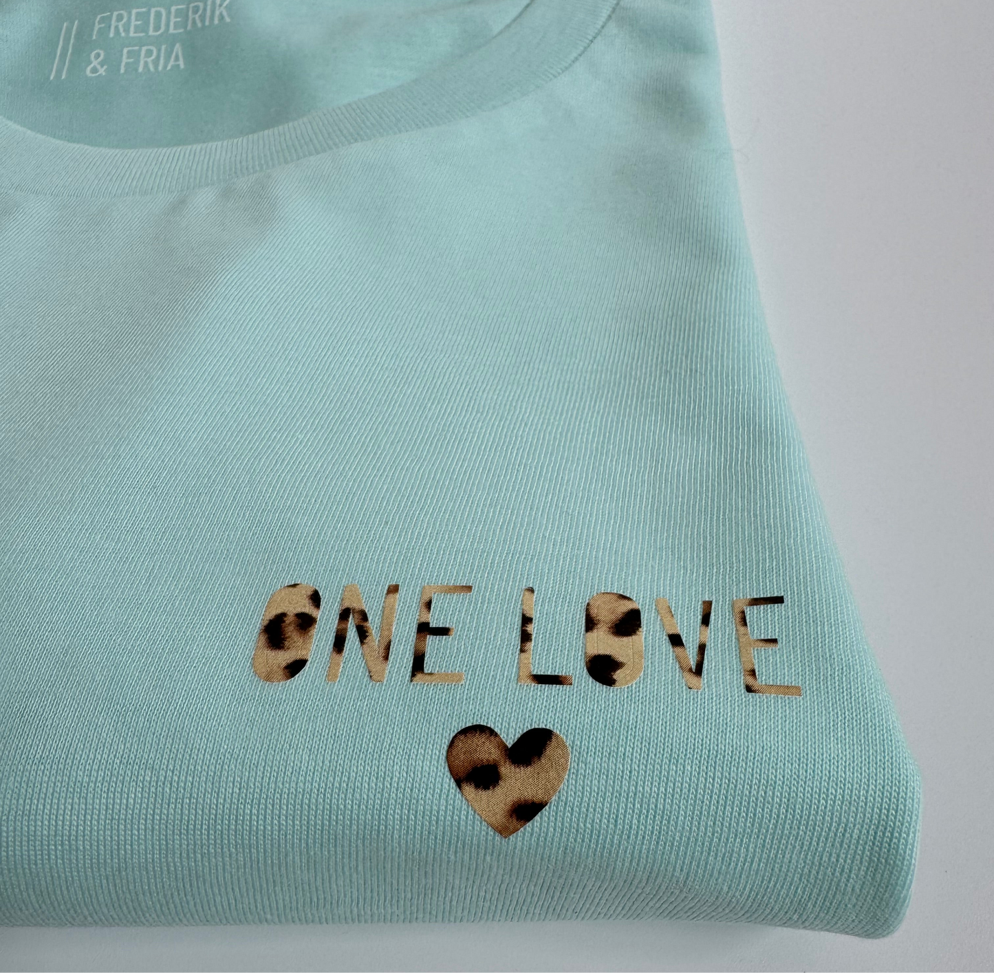 T-Shirt Unisex 'One Love’, Caribbean Blue / leo