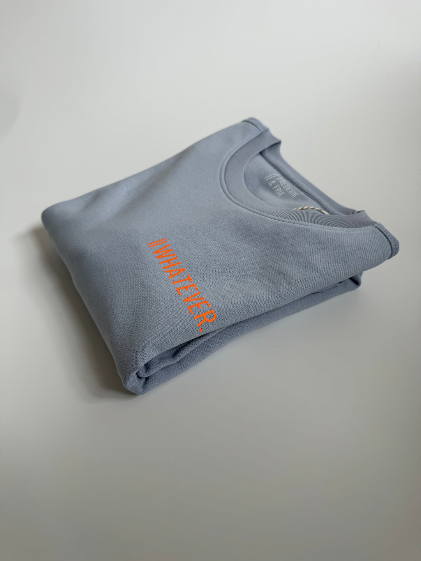 Sweatshirt Unisex 'Whatever.': Serene Blue / Neon Orange
