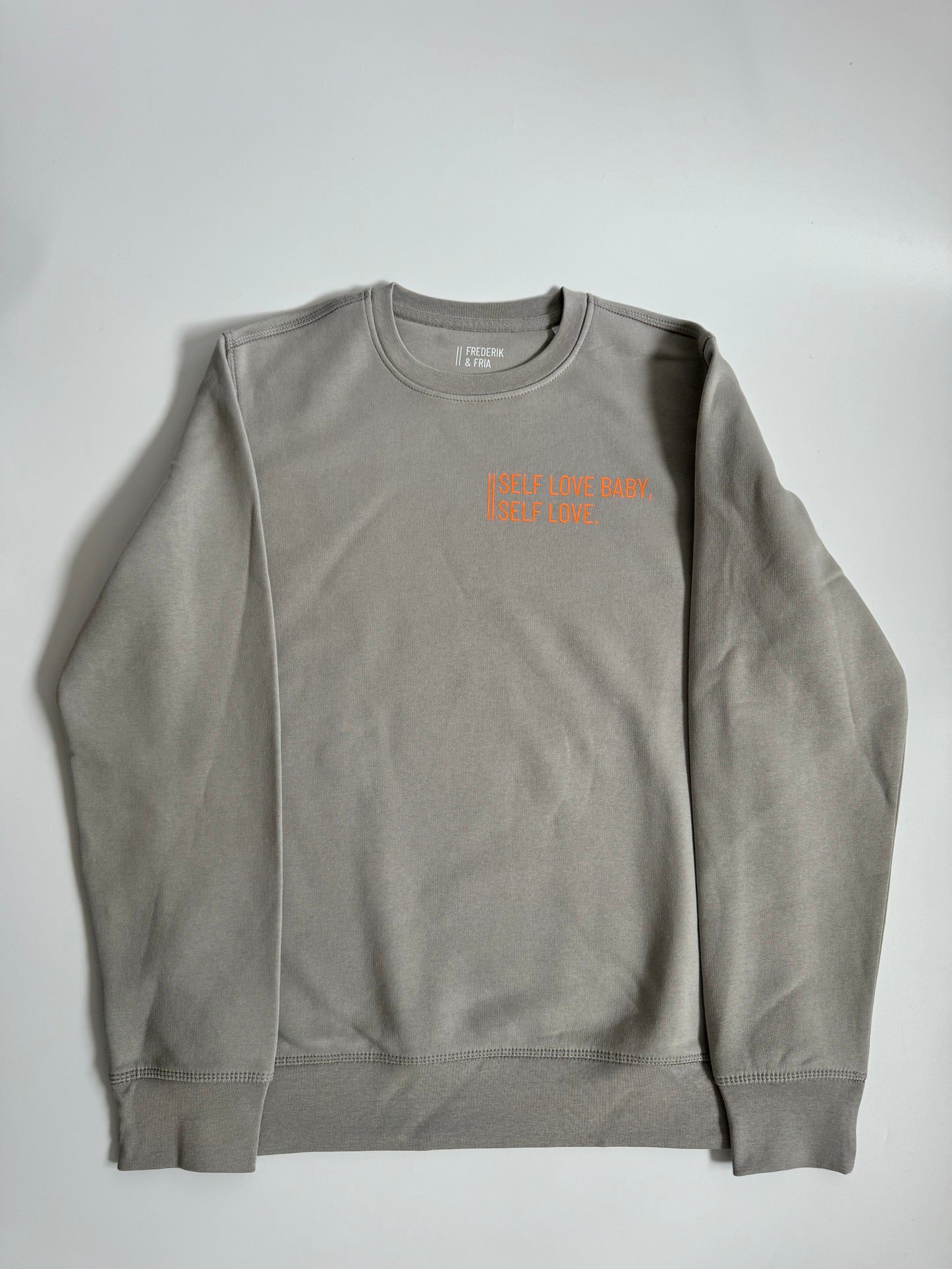 Sweatshirt Unisex 'Self love baby, self love.': Opal Grau / Neon Orange