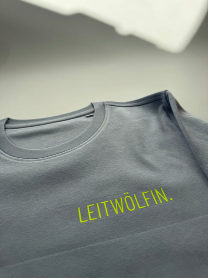 Sweatshirt ‚Leitwölfin.‘ (B), Serene Blue / Neon Gelb
