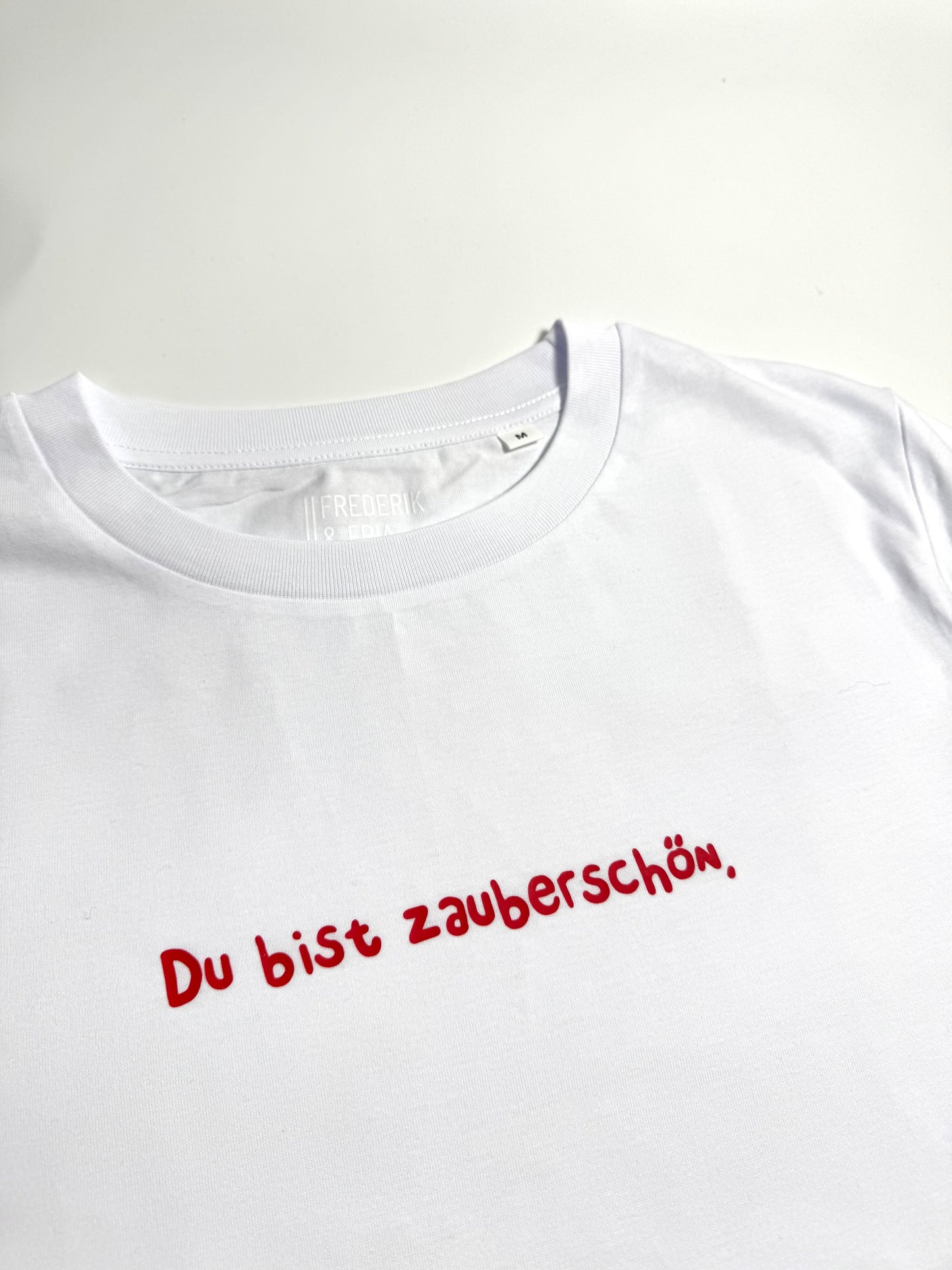 T-Shirt Frauen, Rundhals, Frau Zauberschön, Weiß / Rot