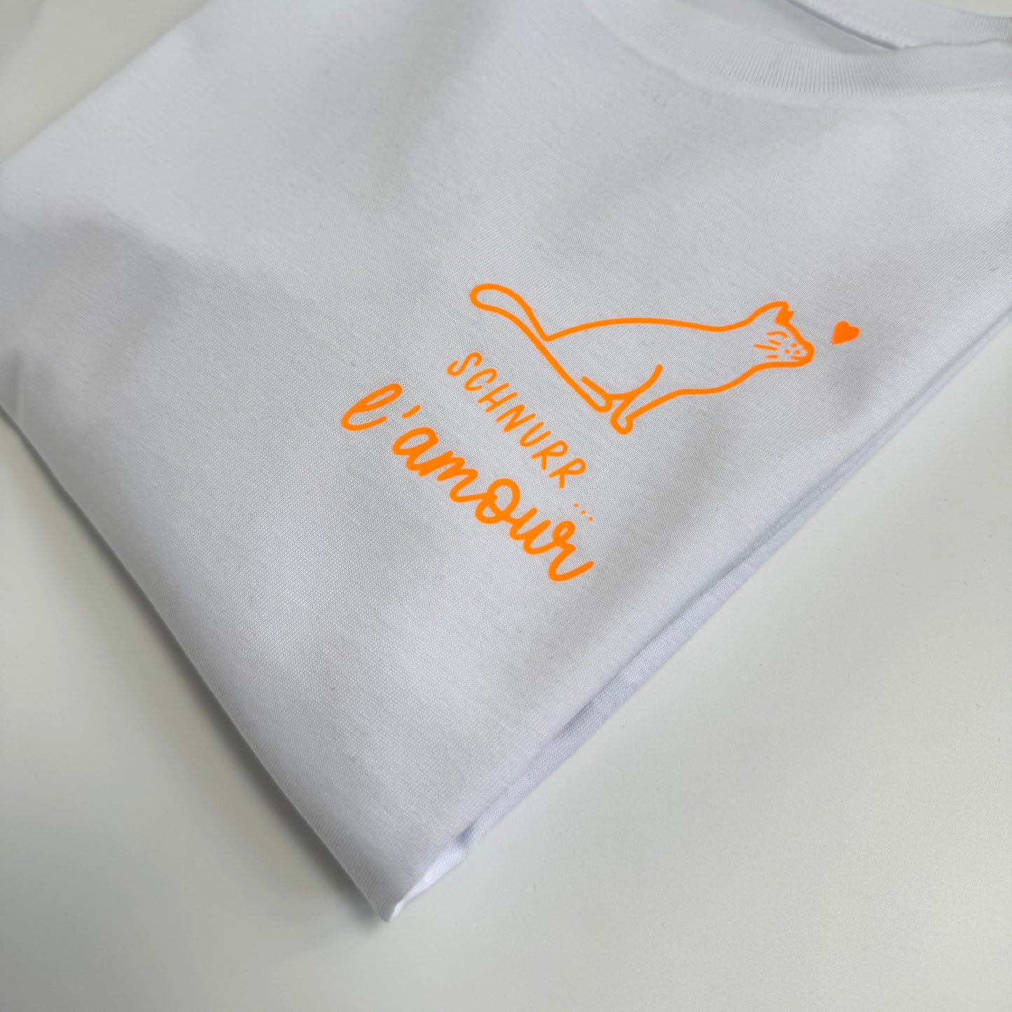 T-Shirt Unisex Katze Schnurr l‘amour, Weiß / Neon Orange
