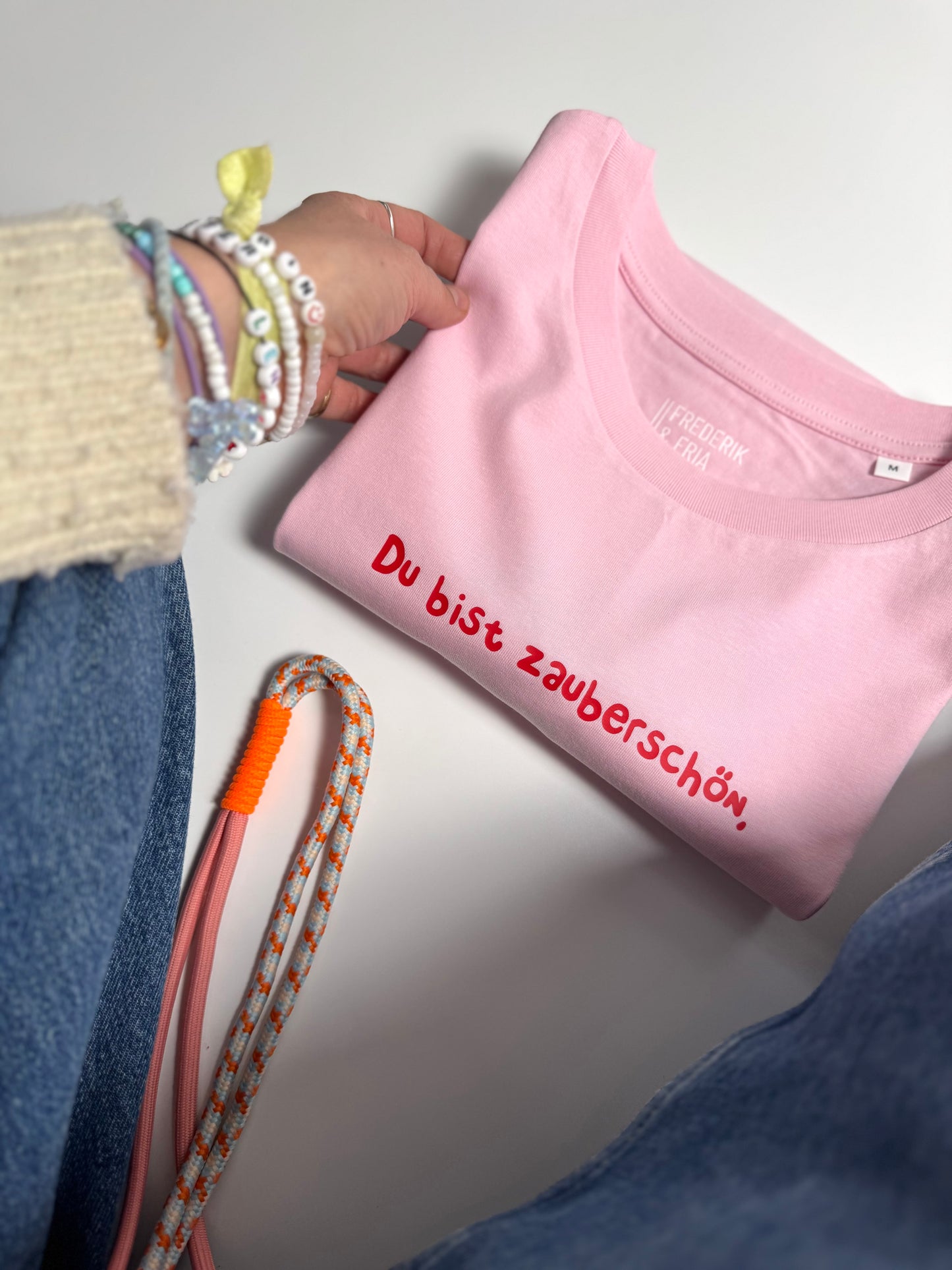 T-Shirt Frauen, Rundhals, Frau Zauberschön, Rosa / Rot