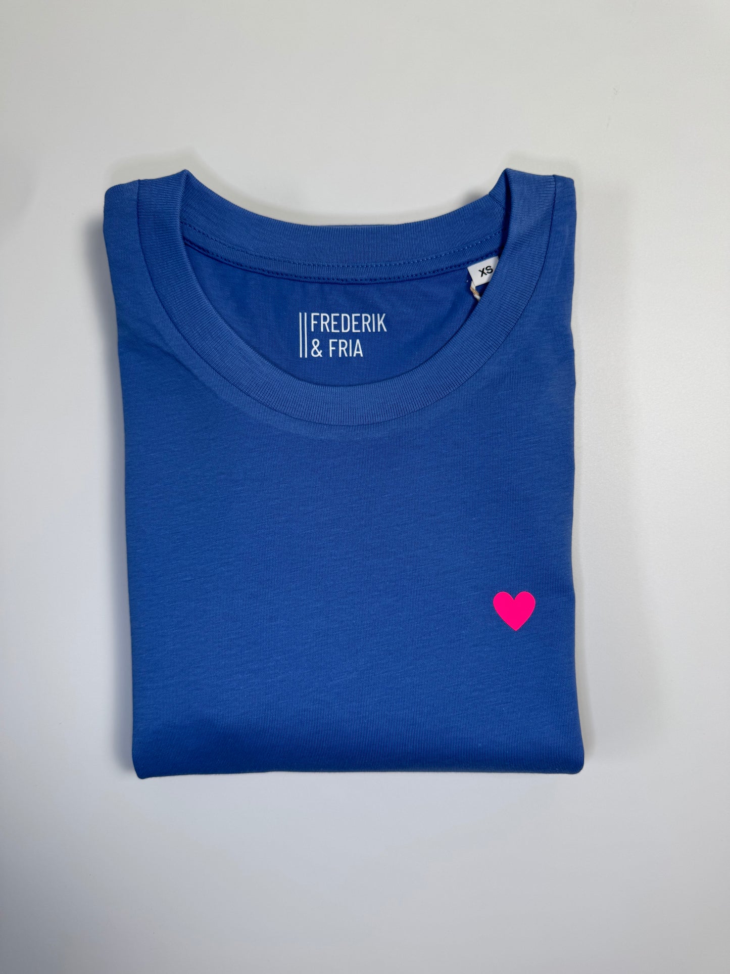 T-Shirt Unisex, Herzdruck, Blau / Neon Pink