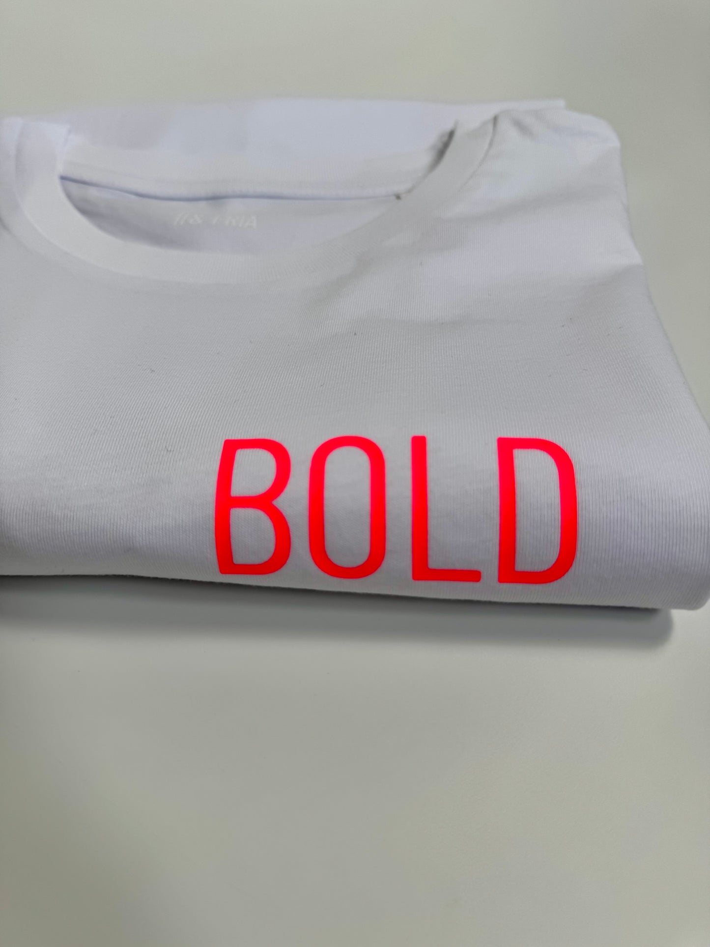 T-Shirt Unisex, BOLD, Weiß / Neon Pink