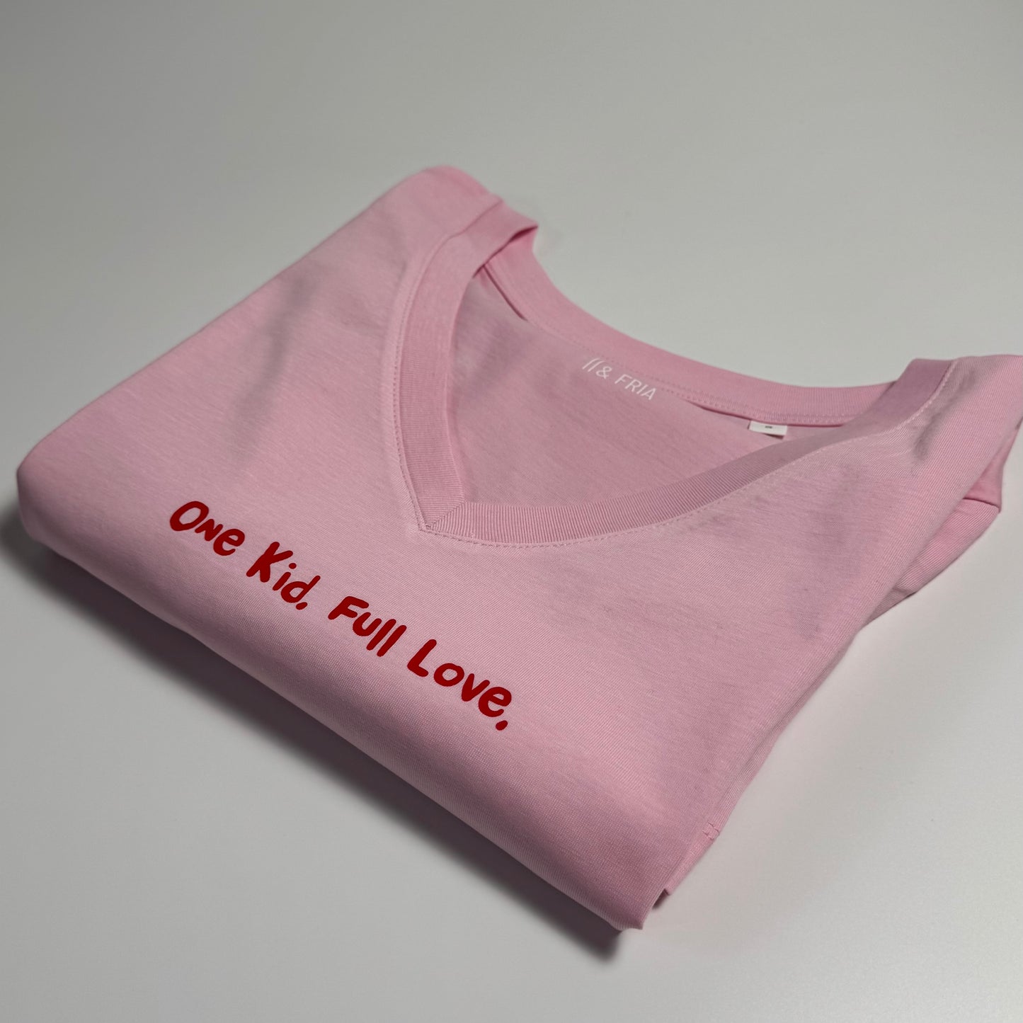 T-Shirt Frauen, V-Ausschnitt, Frau Zauberschön, Rosa / Rot