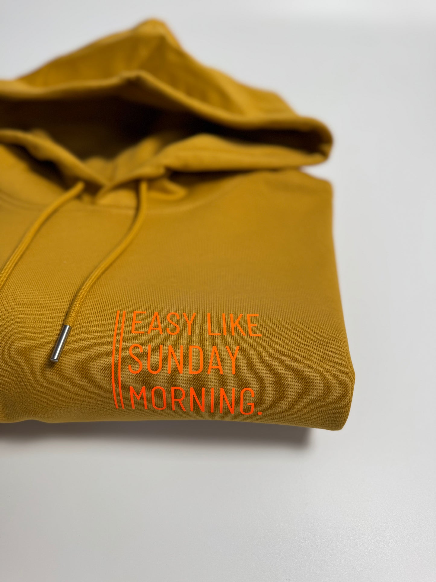 Hoodie Unisex, ‚Easy like Sunday morning.‘, Senf / Neon Orange
