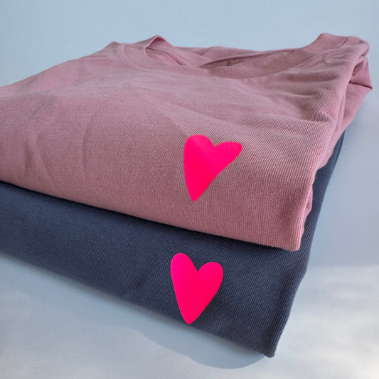 T-Shirt Unisex, Herz, Graublau, Canyon Pink / Neon Pink