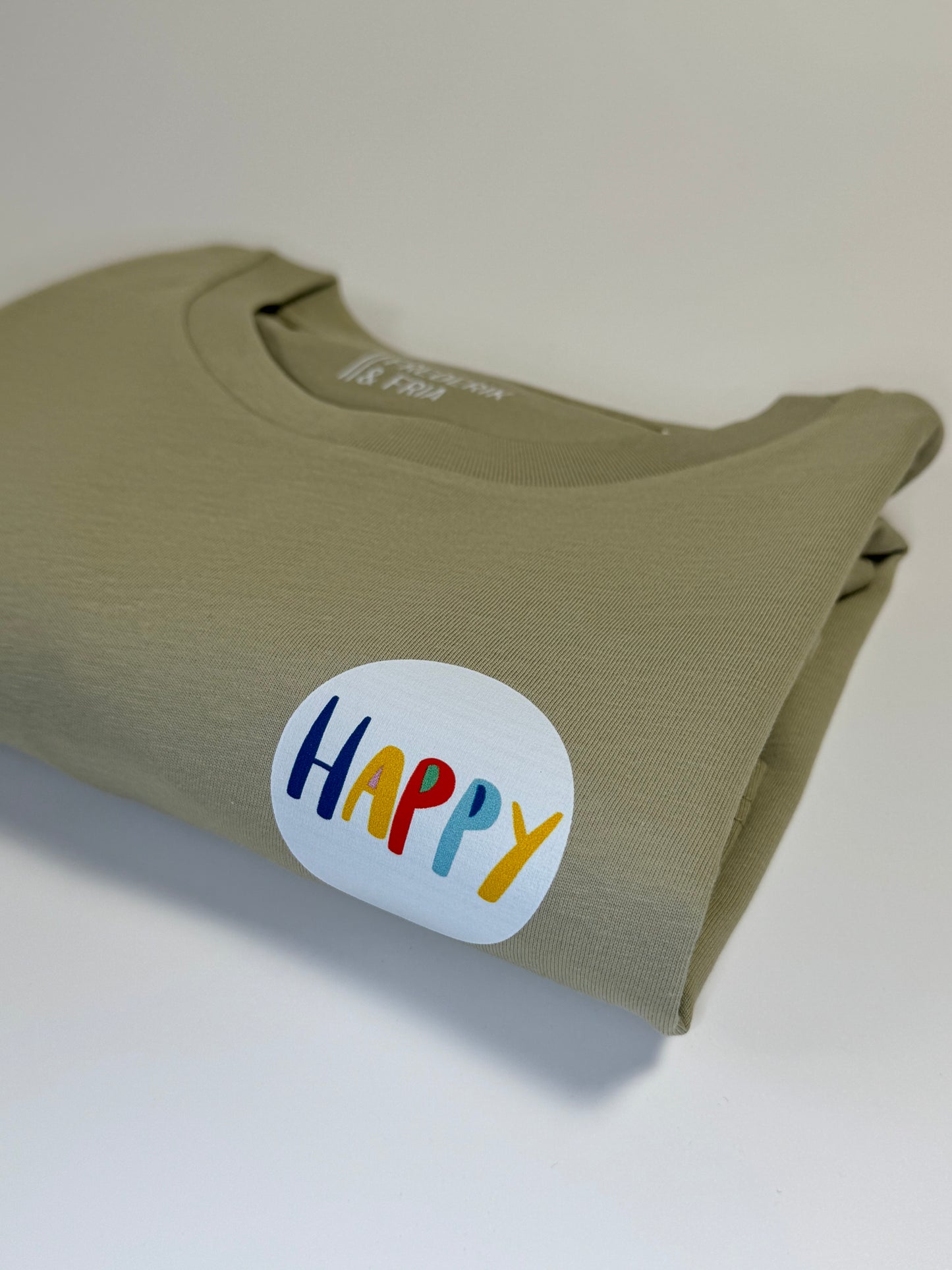 T-Shirt Unisex ‚HAPPY‘: sage