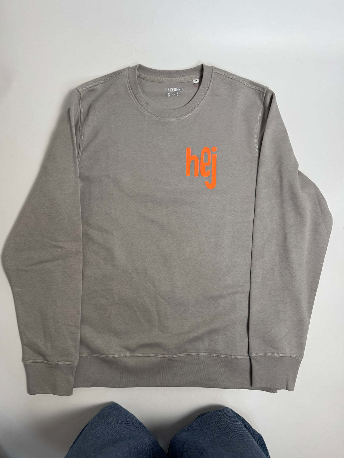 Unisex sweatshirt 'If you're waiting for a sign, this is it.': Opal Grey / Neon Orange