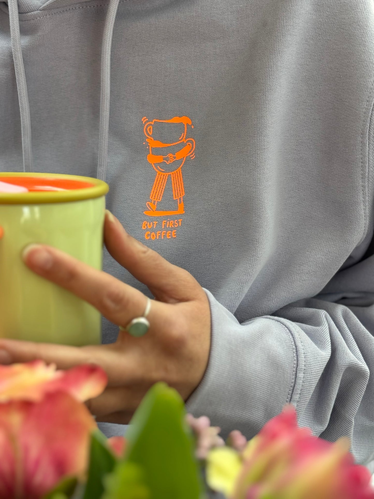 Hoodie Unisex 'But first coffee': Lila / Neon Orange