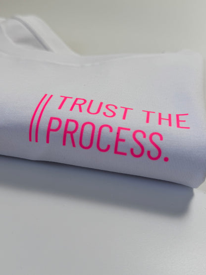 T-Shirt Frauen 'Trust the process.' (B): Weiß / Neon Pink