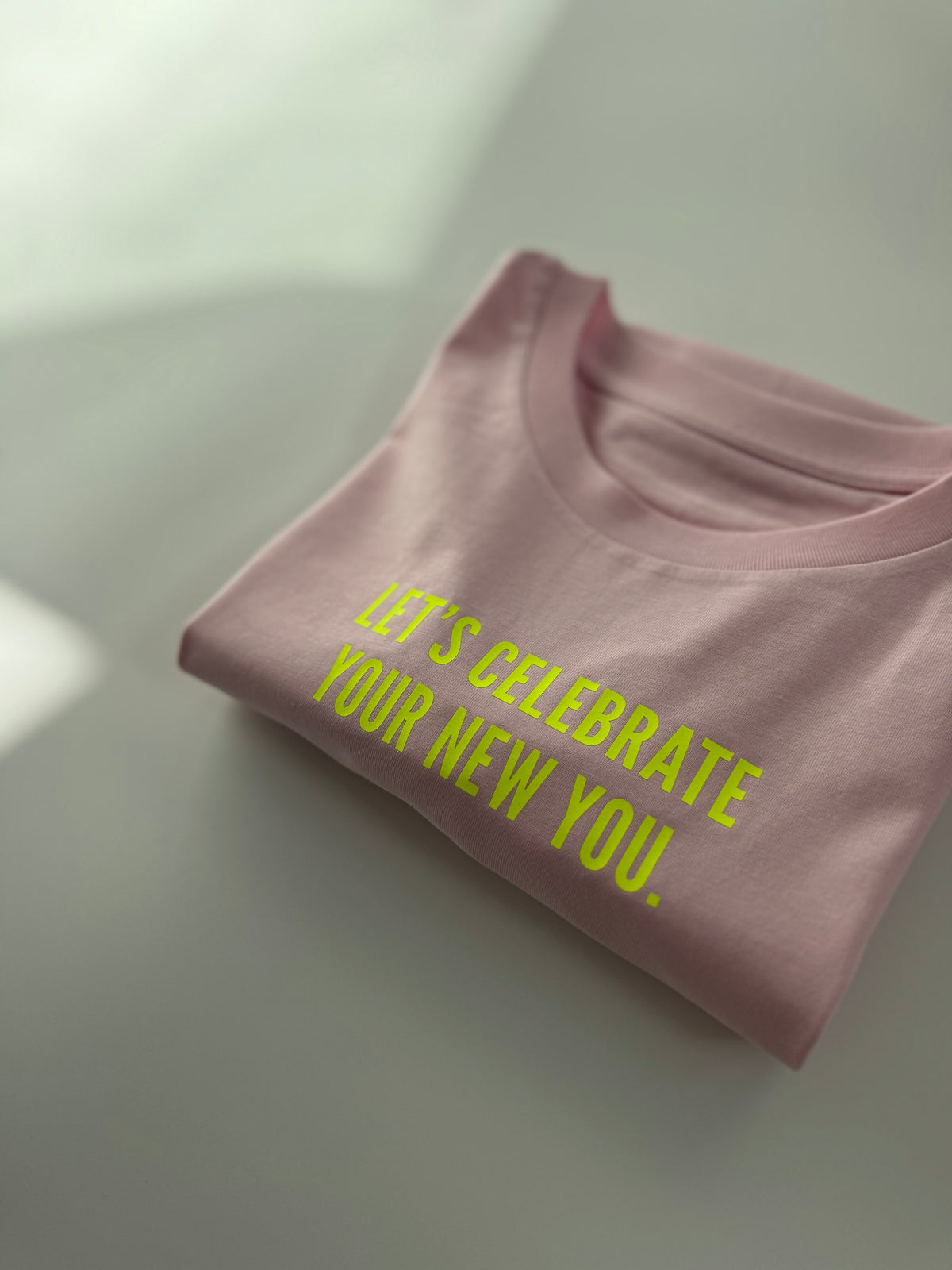 FRAUENSCNITT, T-Shirt, PINK STYLE TOUR, 'Let’s celebrate your new you.‘