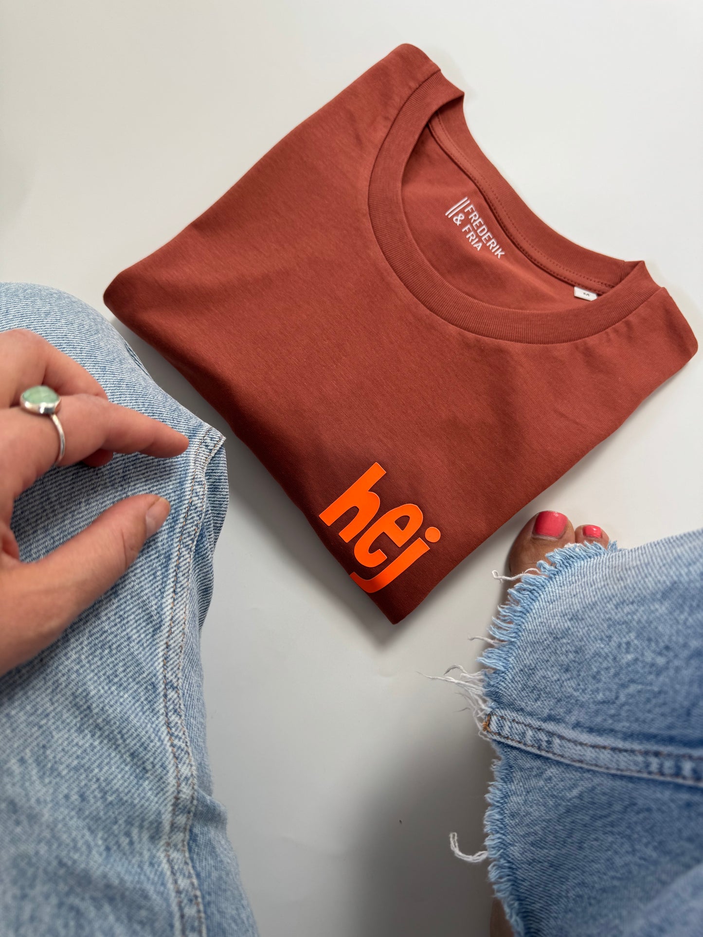 T-Shirt Unisex 'hej', Rost / Neon Orange (B)