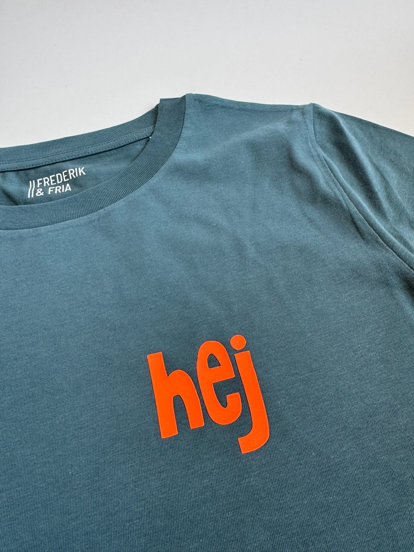T-Shirt, Frauen, 'hej', Petrol / Neon Orange