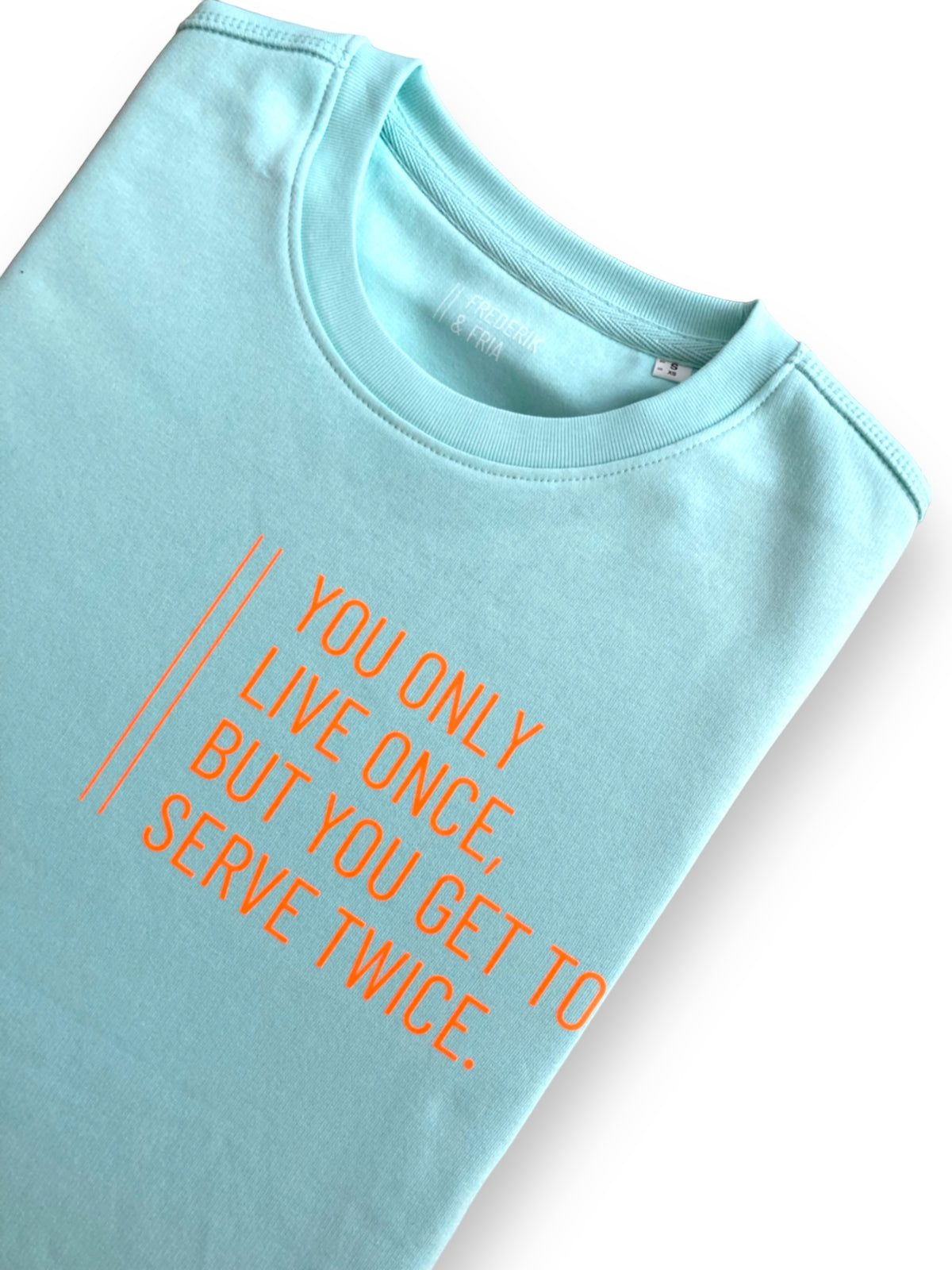 Tennis sweatshirt. Unisex. Sustainable & fair.