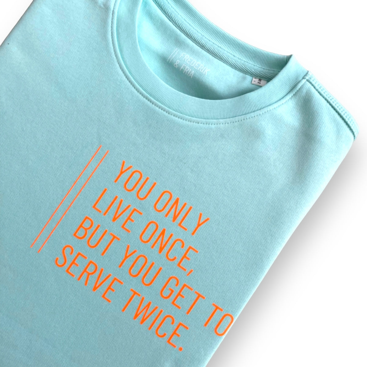 Tennis sweatshirt. Unisex. Sustainable & fair.